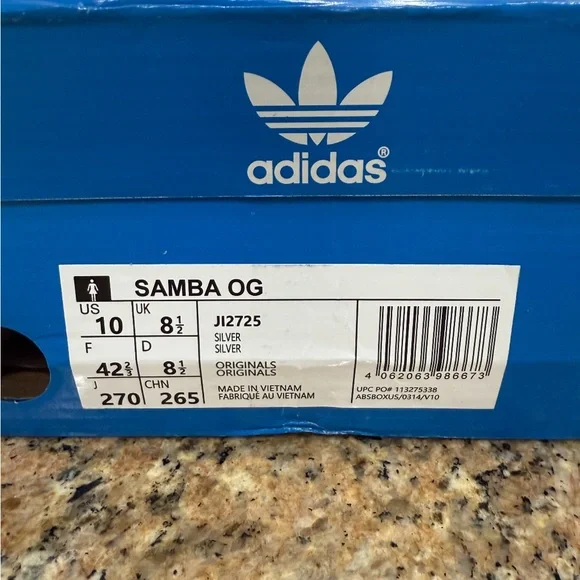 White and Silver ADIDAS SAMBA Size 10 - Picture 2 of 2